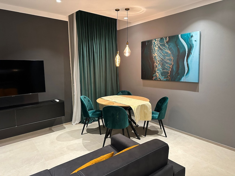 Suite Apollinare