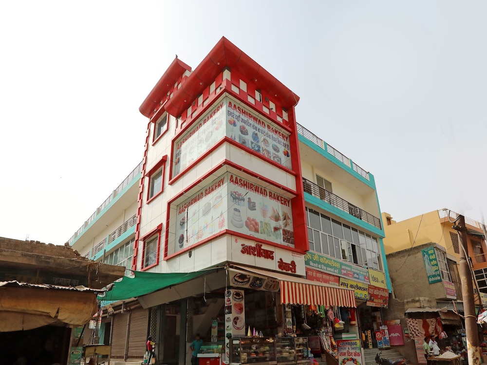 OYO 14634 Star Guest House view 4