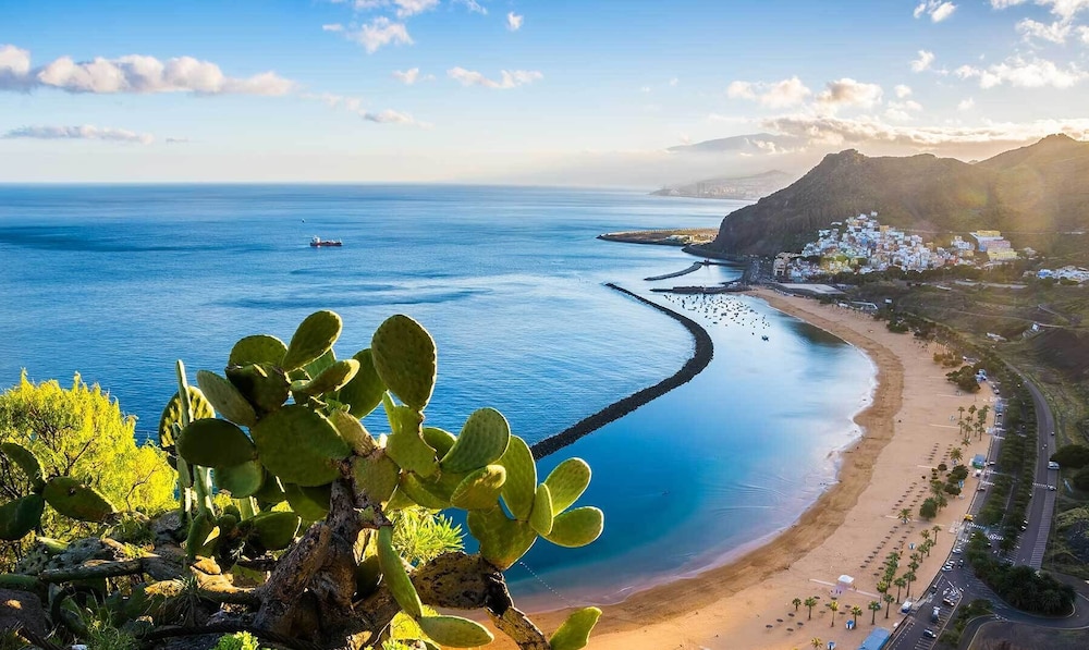 3 Bed-room & Wifi-radazul -sea View and Balcony