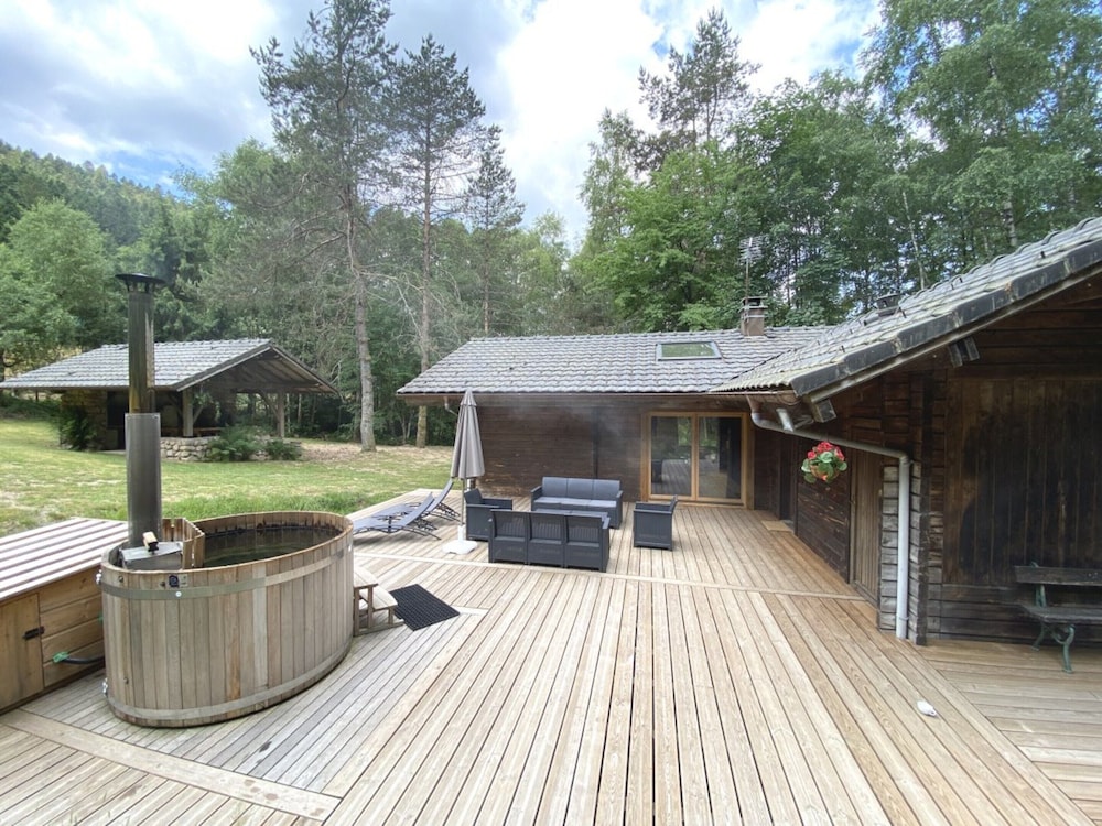 Spacious Chalet in La Bresse
