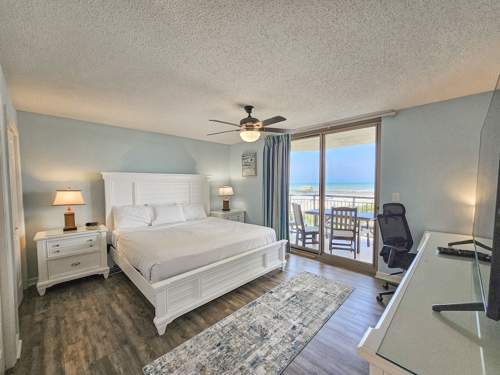 404bt, Ocean View Condo, Full Resort Amenities 2 Bedroom Condo