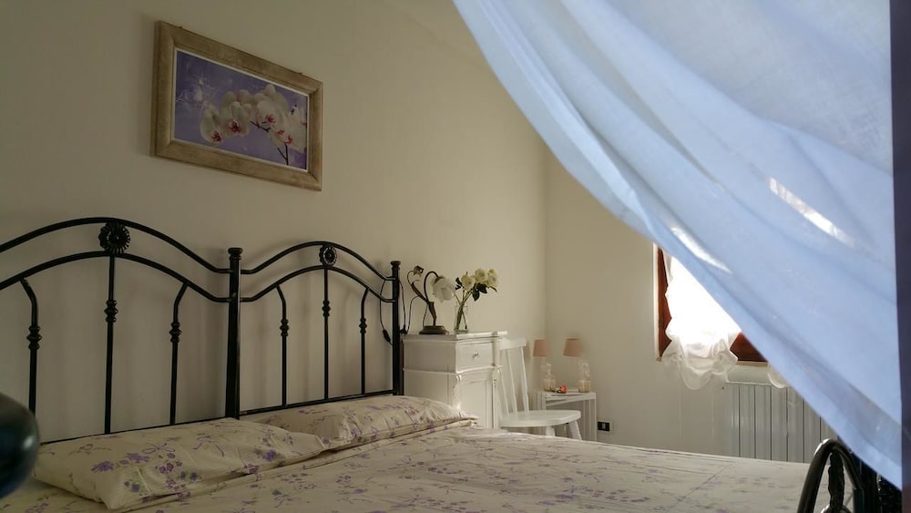 B&b Rooms Urzulei