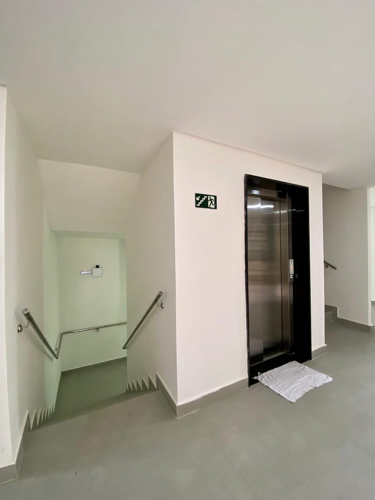 Flat a 120 metros das Piscinas Naturais