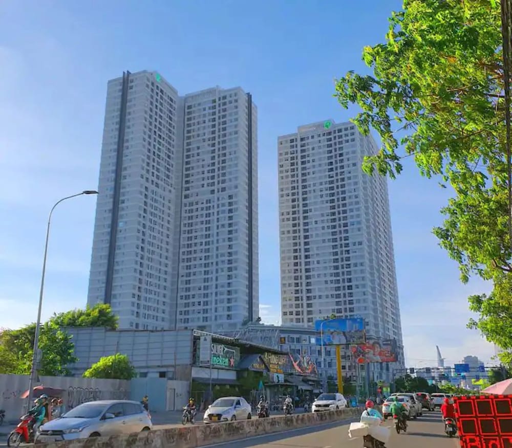 Sunrise City View Apartment