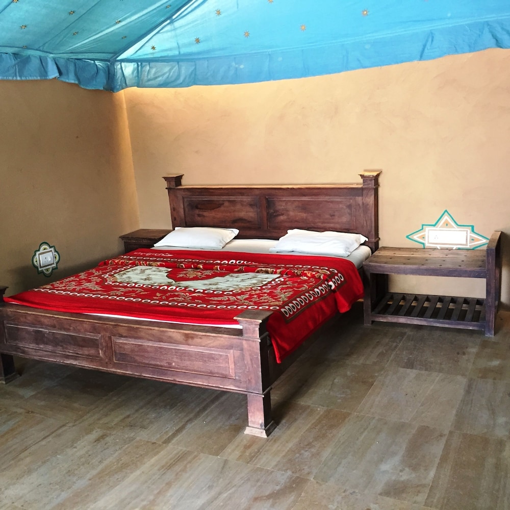 Desert Glamping