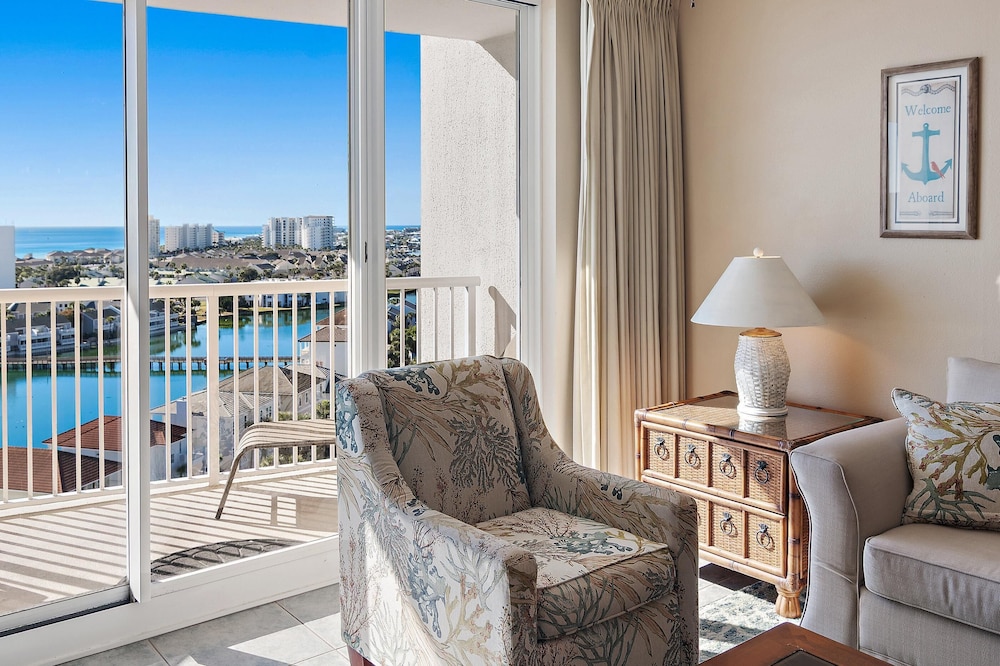 Pelican Beach Terrace 1203