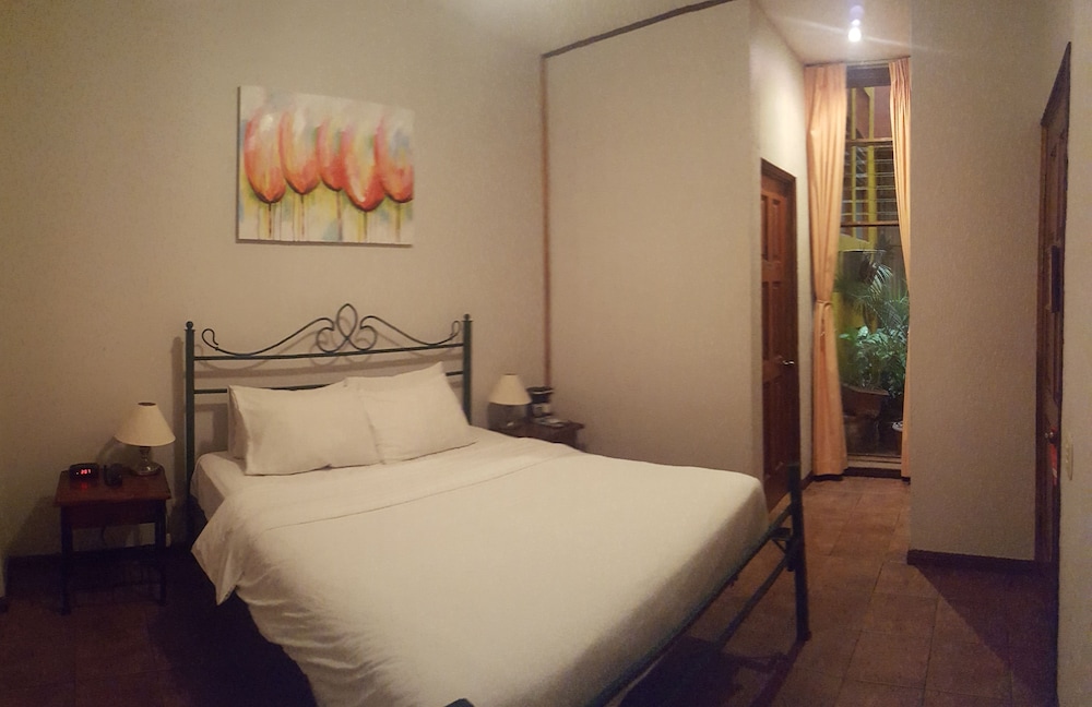 Hotel Fleur De Lys - Property Image 40