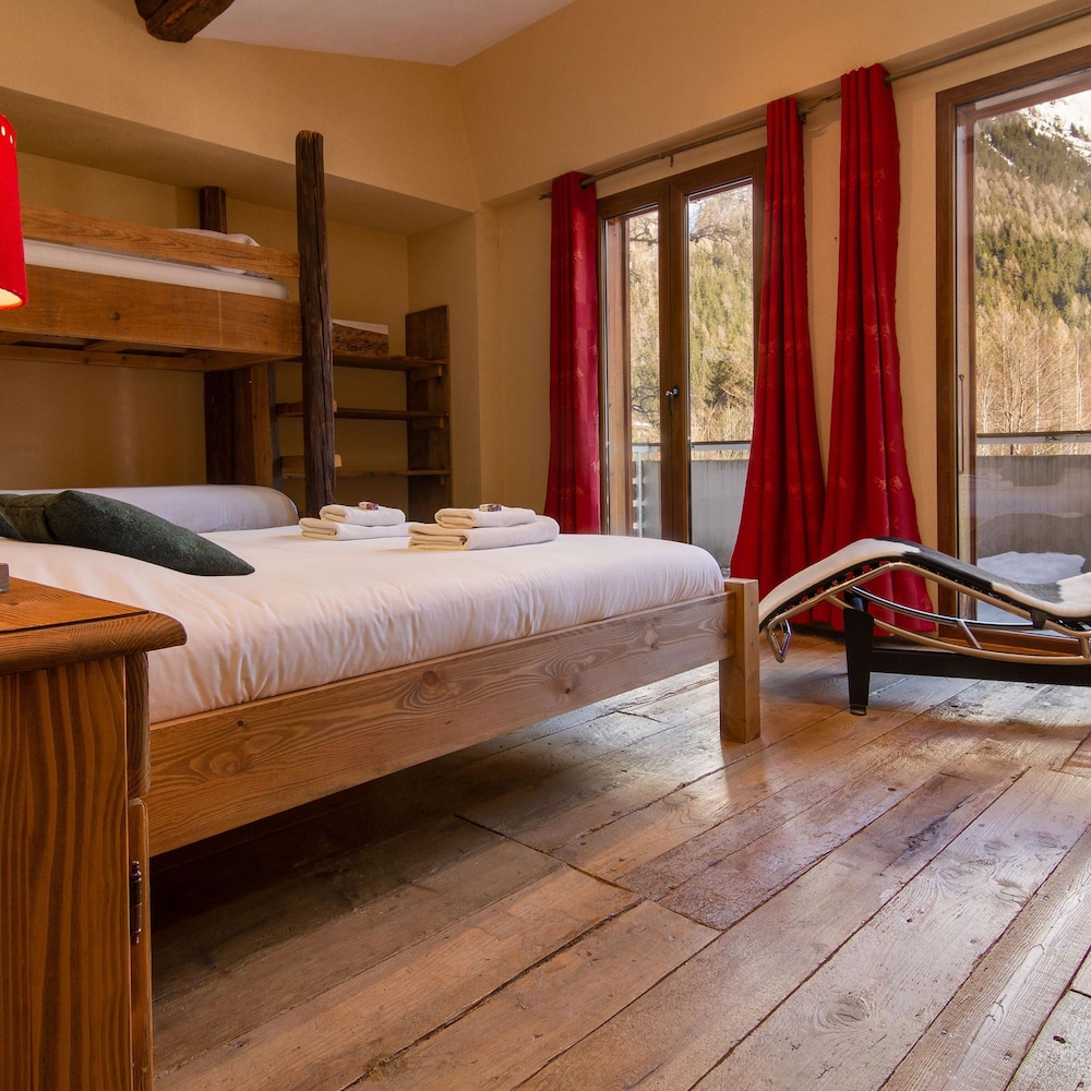 Chalet Glacier in Argenti re Chamonix