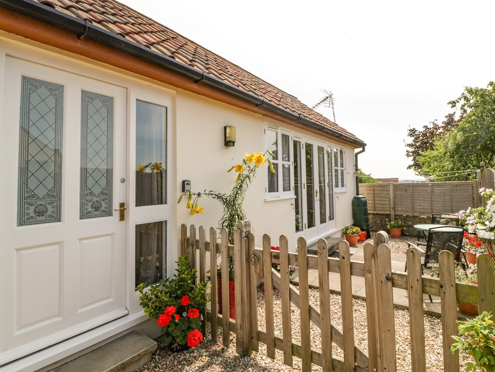 Wells Vacations - Glebe Lodge - Property Image 1
