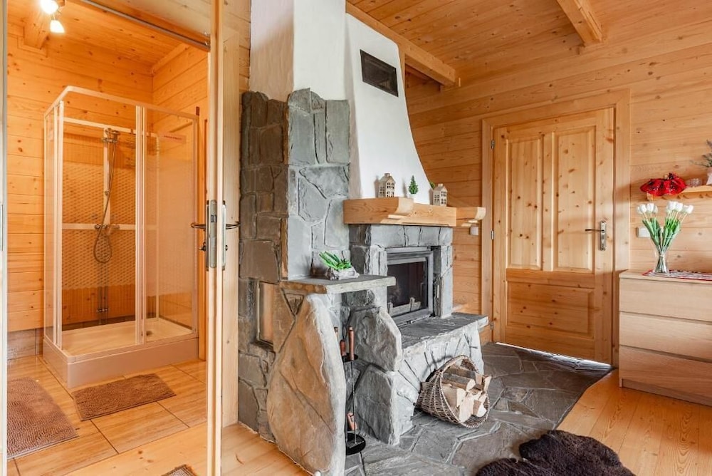 DOMKI TATRY z jacuzzi i sauną w cenie