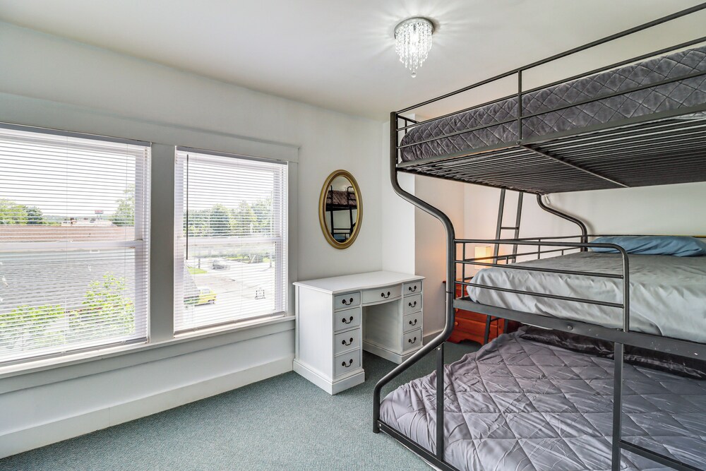 Walkable Abode in Stroudsburg's Business District!