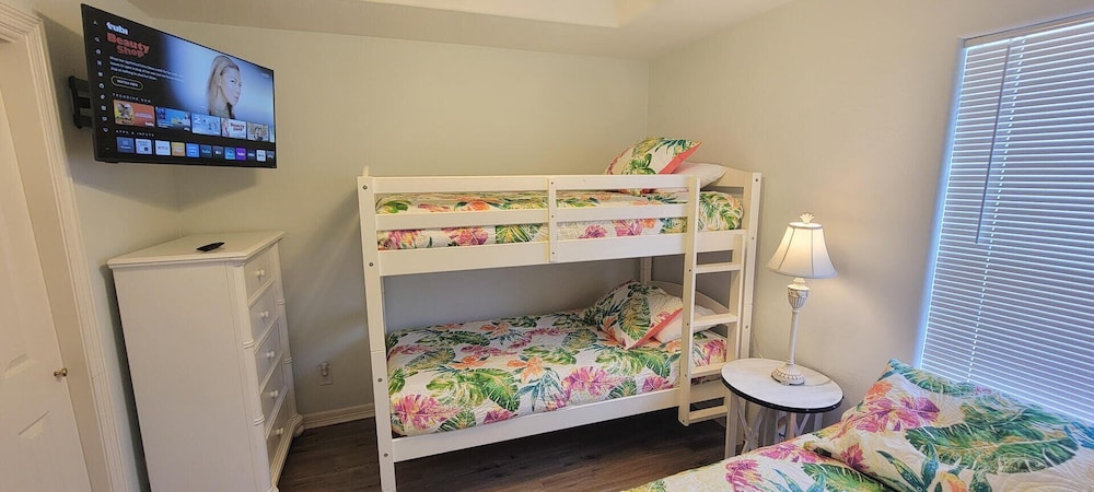 Cora Lee Beachview 2 Bedroom Condo