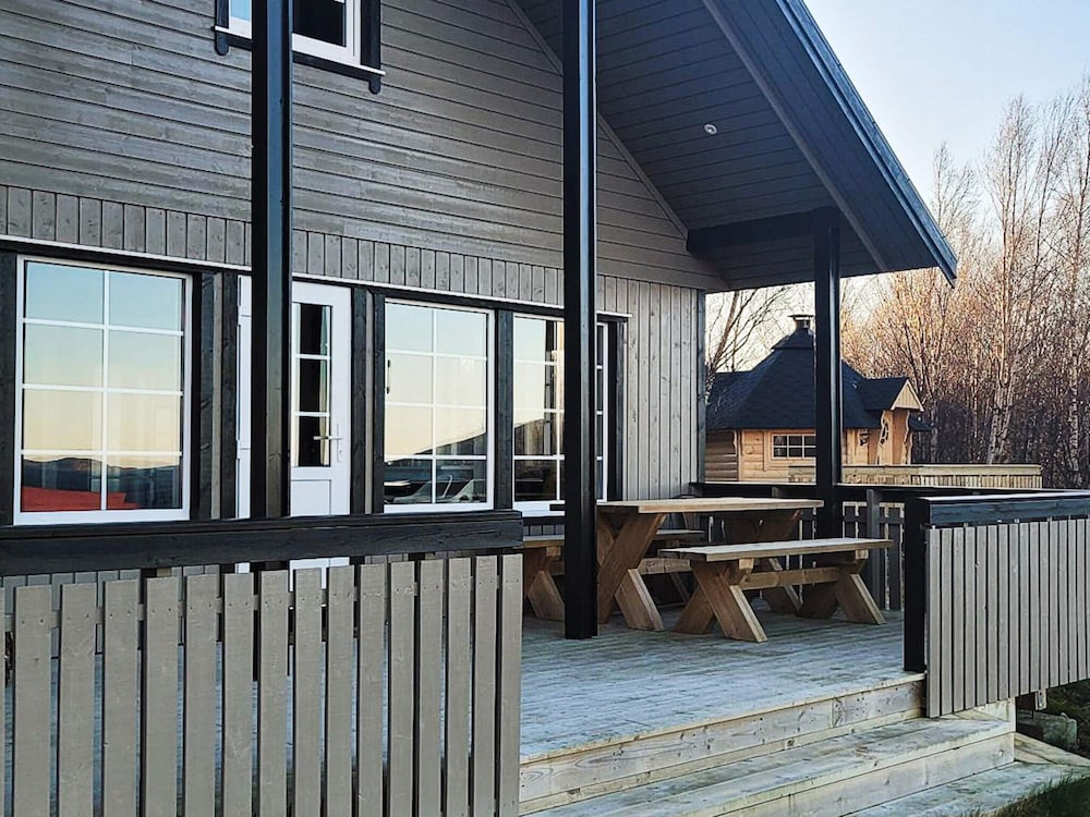 6 Person Holiday Home in Bindalseidet view 5