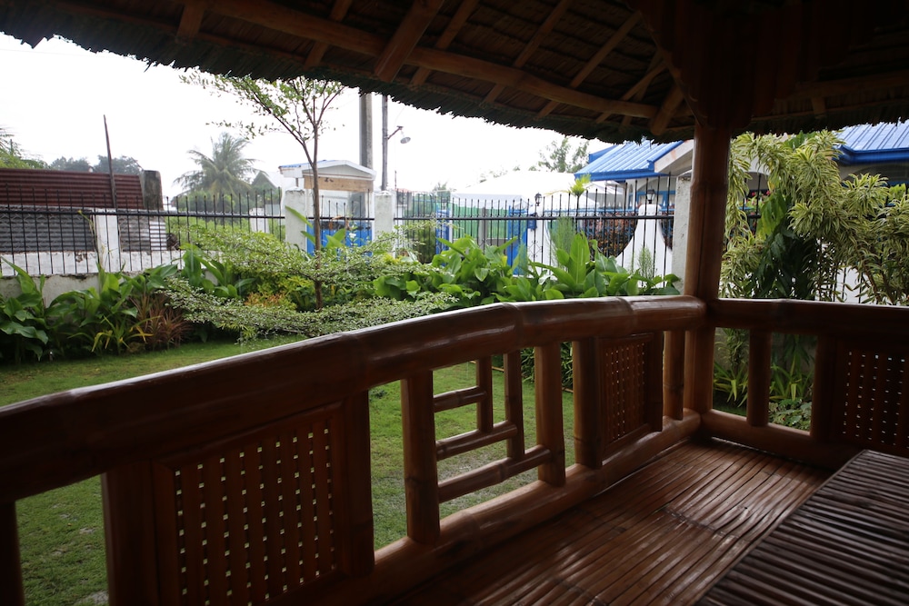 Dee GuestHouse