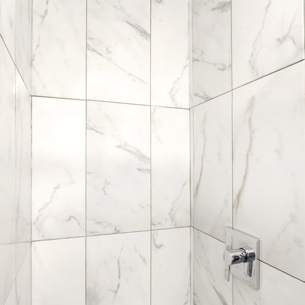 153-5a Charming 2BR LES W D