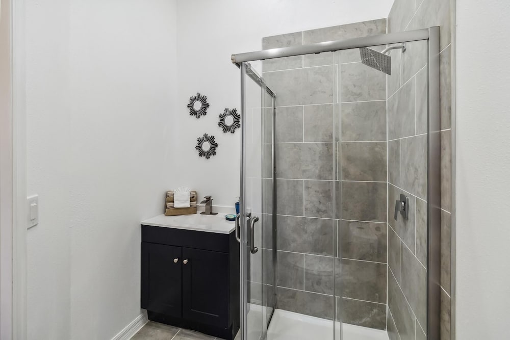 5/3 Vacation Home With a Large Pool Near the Disney Attractions!!