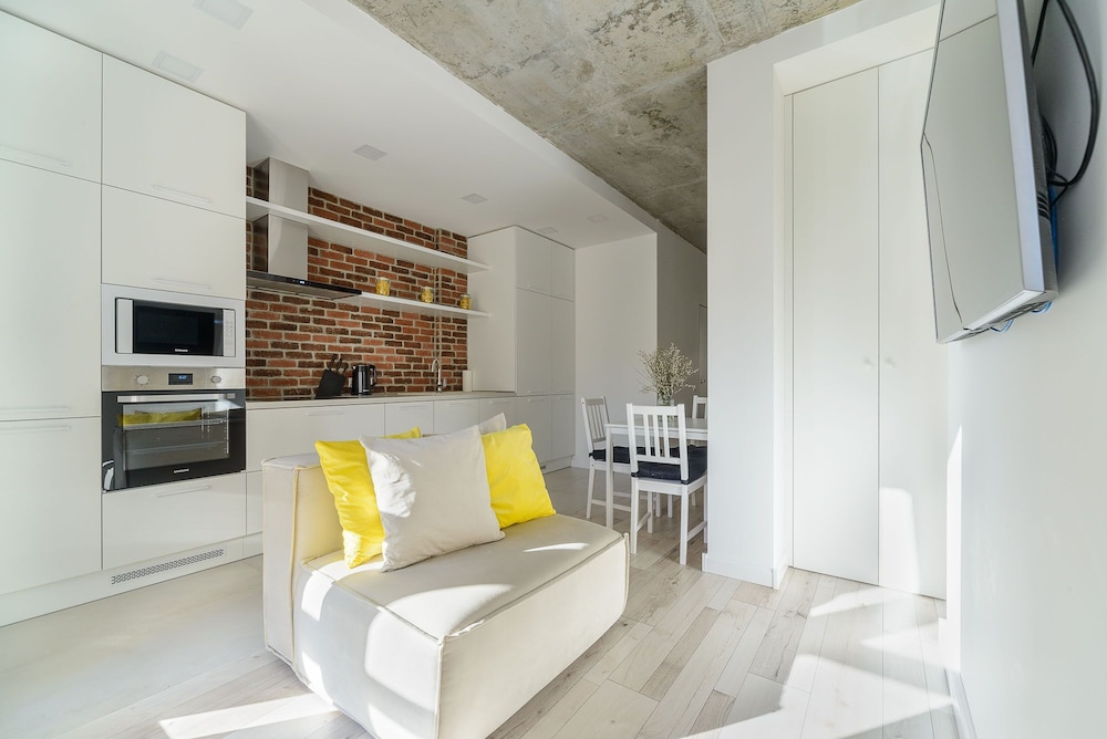 HOME APART Mayak Minska view 2