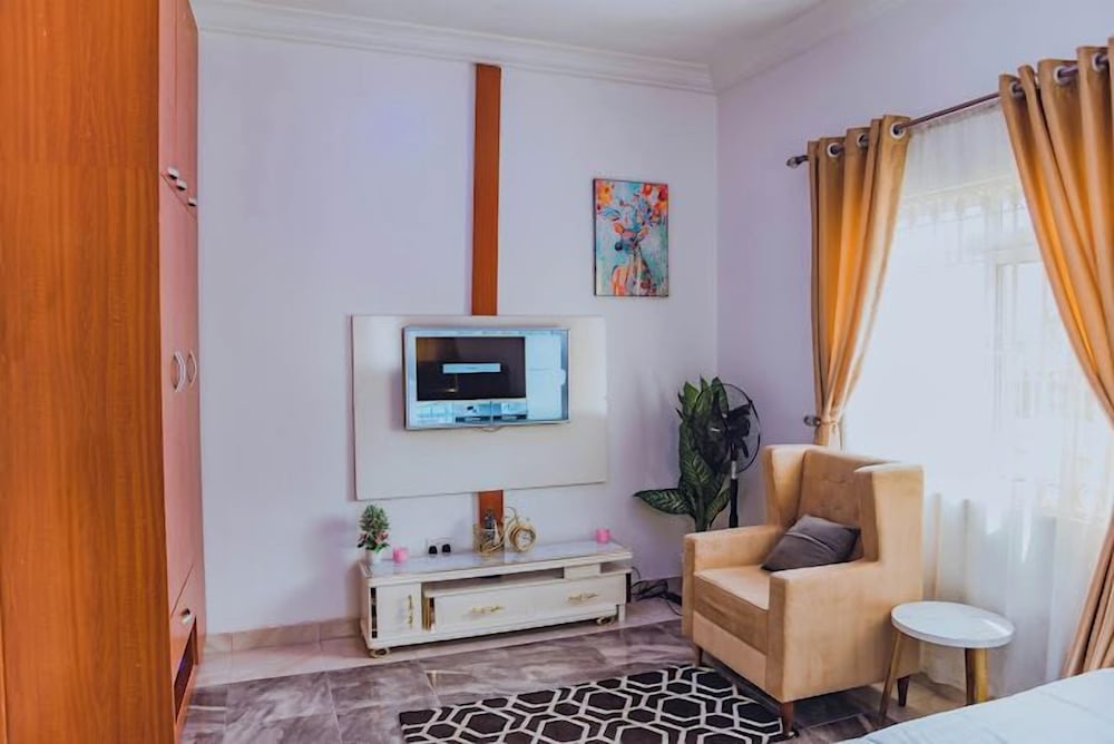 HEIK APARTMENT