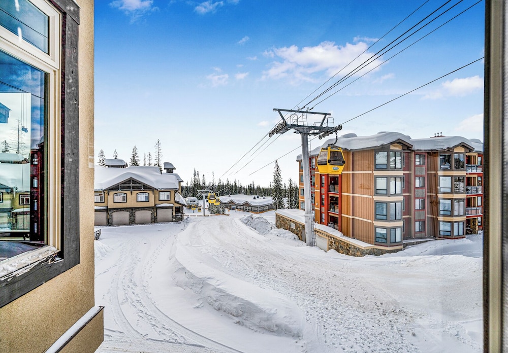 Southpoint 25 Two Bdrm Ski In Out HotTub