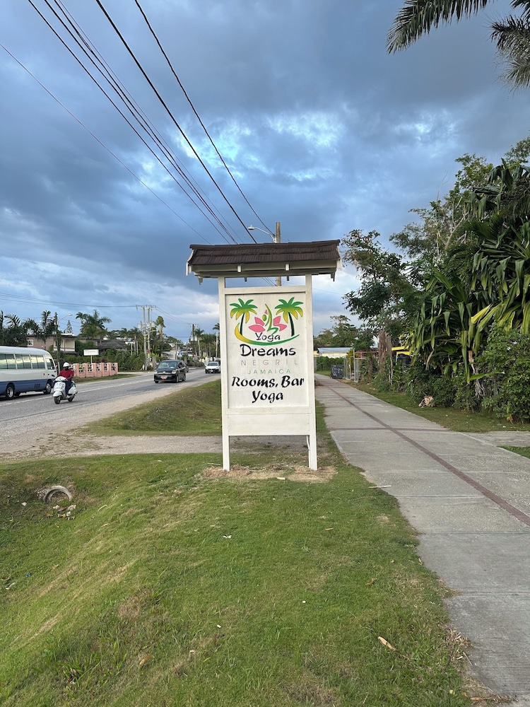 Yoga Dreams Negril