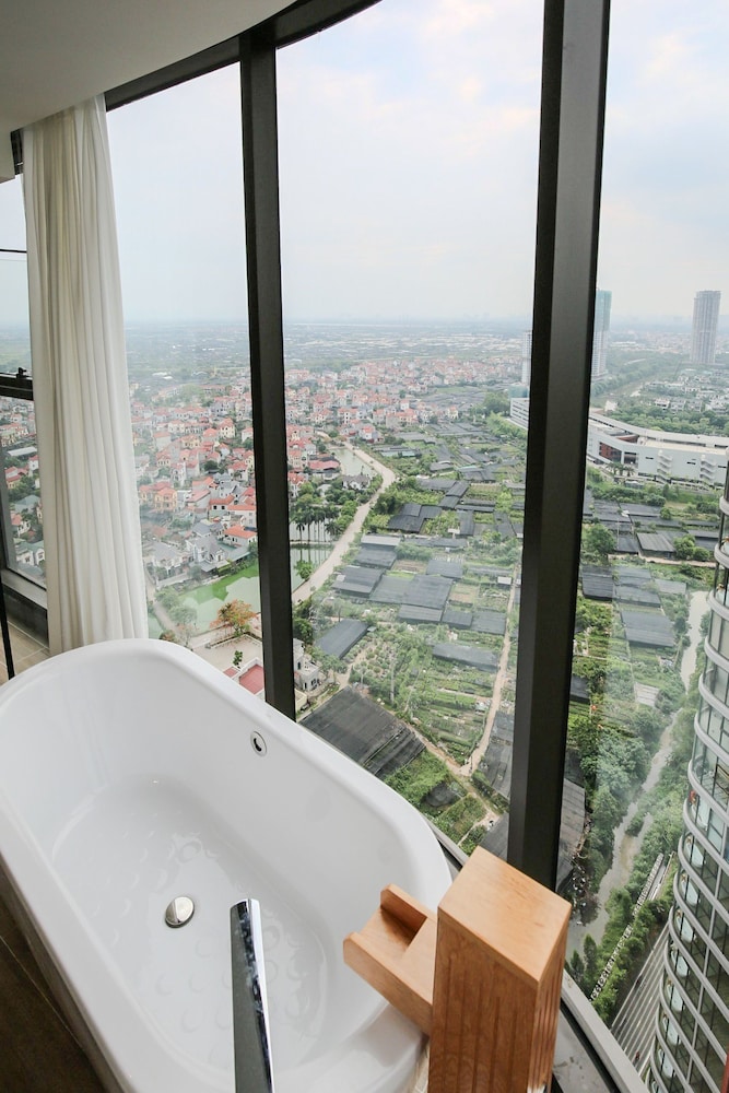 Onsen Landmark Luxury Apartments