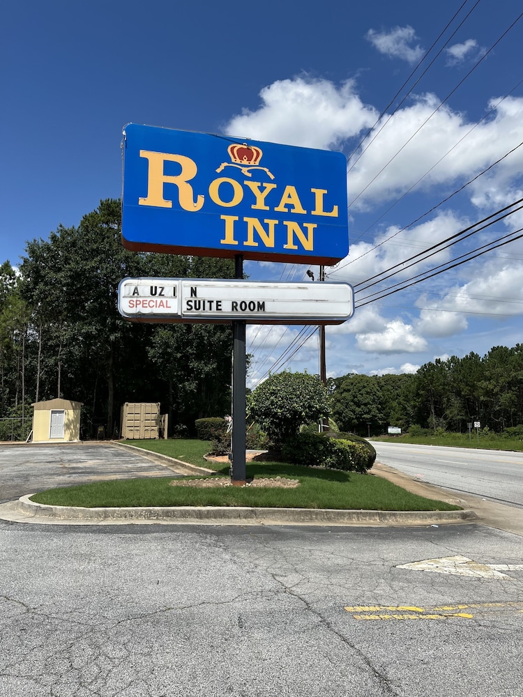 Royal Inn & Suite