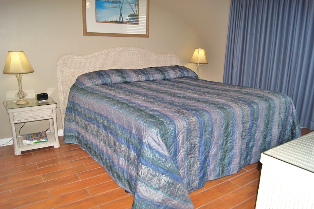 Sunrise Pointe 4F by RedAwning