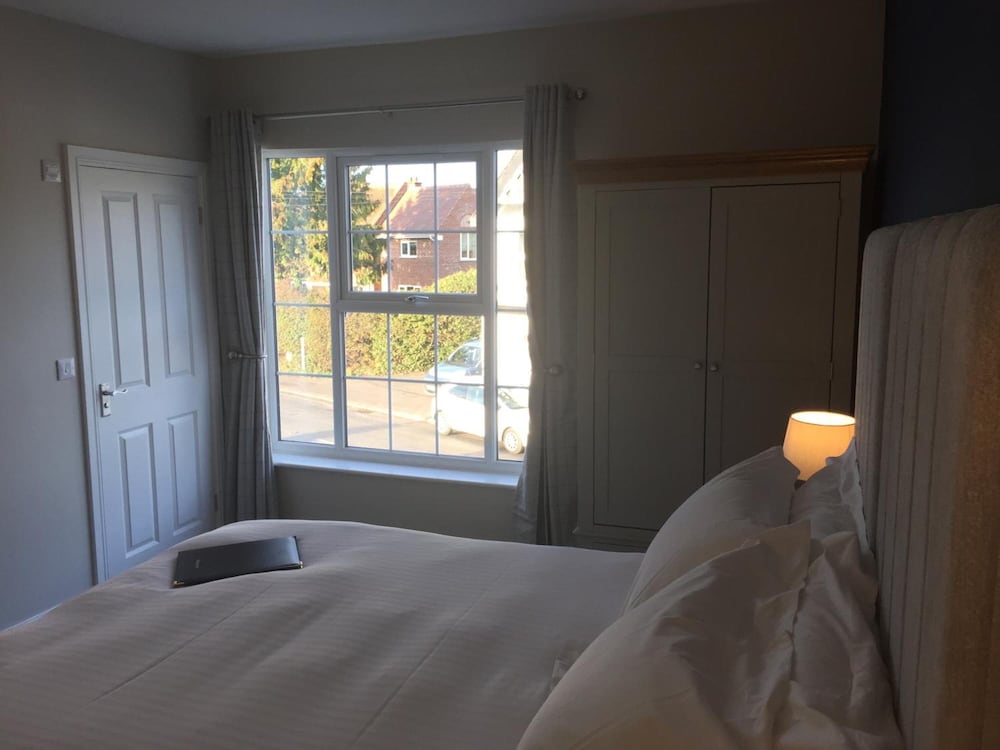 Worcester Vacations - The Bell Inn - Property Image 32