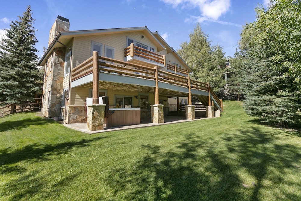 Solamere Drive Home at Deer Valley Resort - 6 Bedroom Home with Hot Tub #3220 6 Home