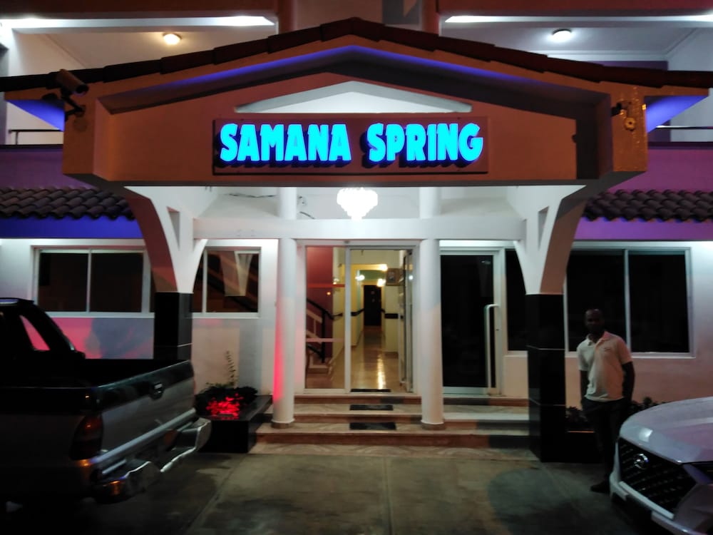 Hotel Samana Spring - Image 1