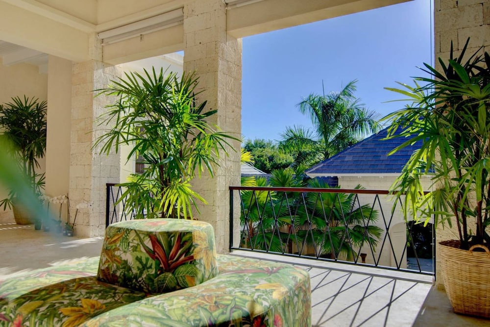 Villa Alta Gracia w Private Pool Designer Decor
