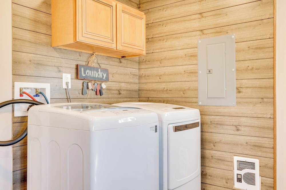 Jackson County ATV Trail Access: Merrillan Home!