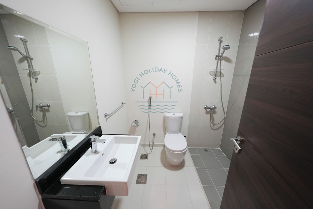 Luxury 4BR Villa With Private Garden