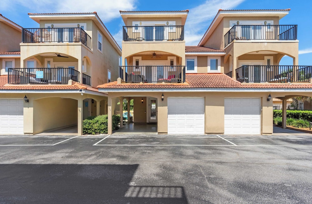 Southfields Retreat 4BR Getaway Near Laguna Beach, Carillon & Pier Park