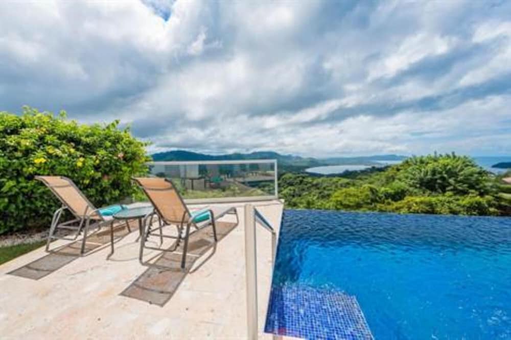 Breathtaking Oceanview Retreat With Infinity Pool in Playa Potrero Villa Blanca