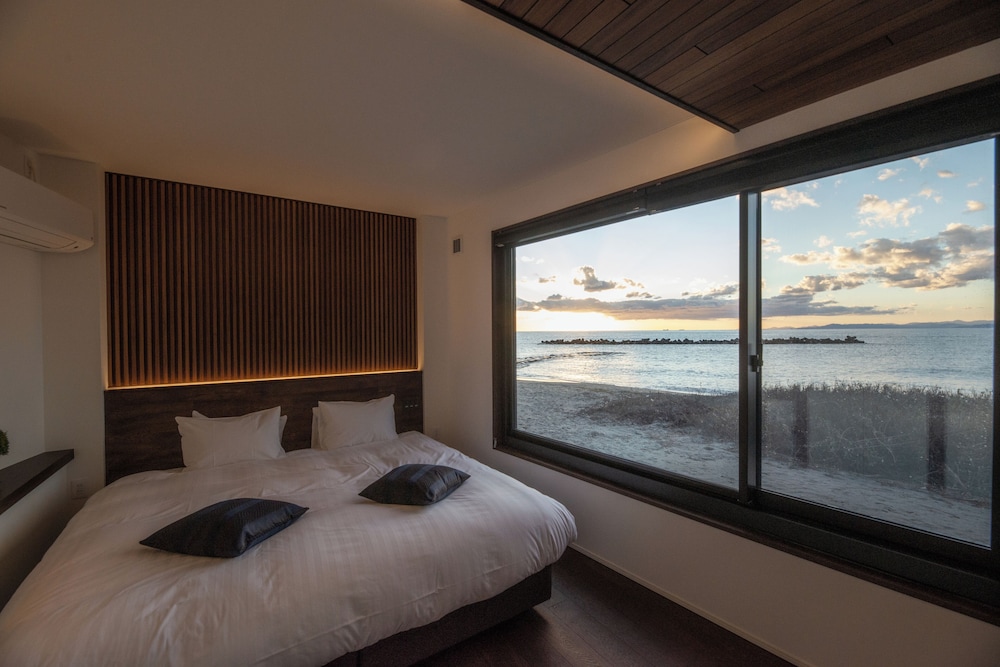 VACATION VILLA BLUE ARK