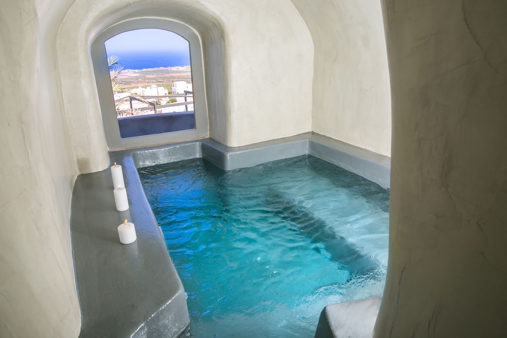 Santorini Villas