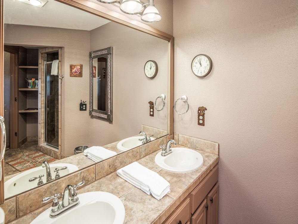 Casa Escondida by Ruidoso Vacation Rentals