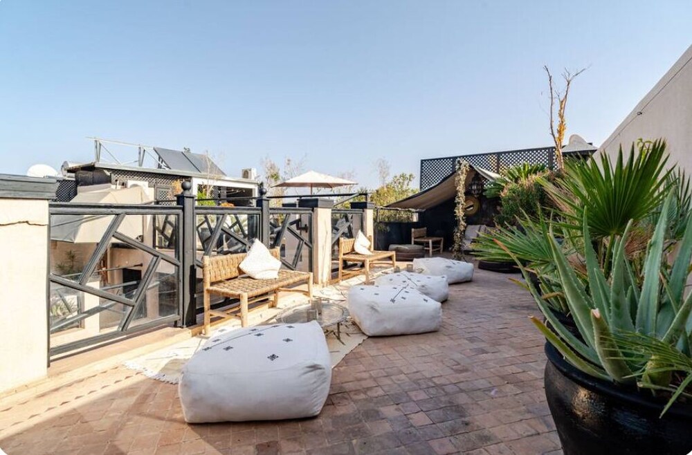 Riad basidi