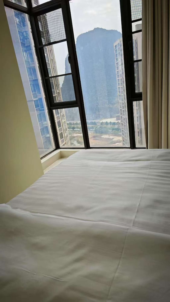 Stay at Guilin nearly airport