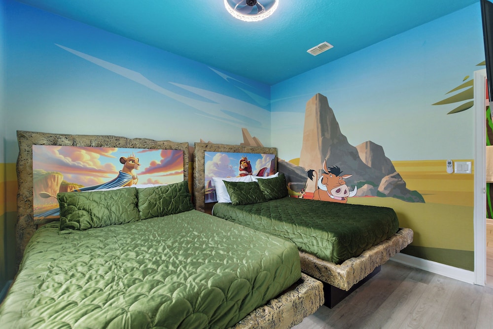 Wonderland Sleeps 14 Free Waterparks and South Facing Pool