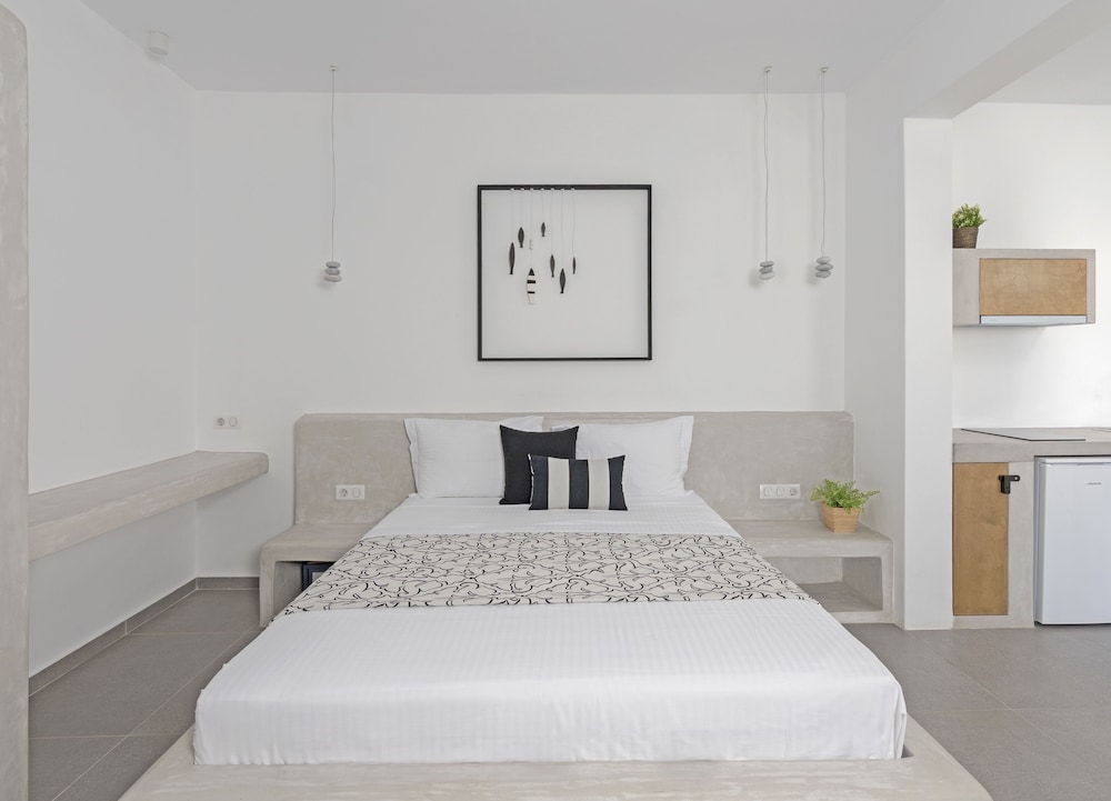 Anatoli Luxury Studios photo 2