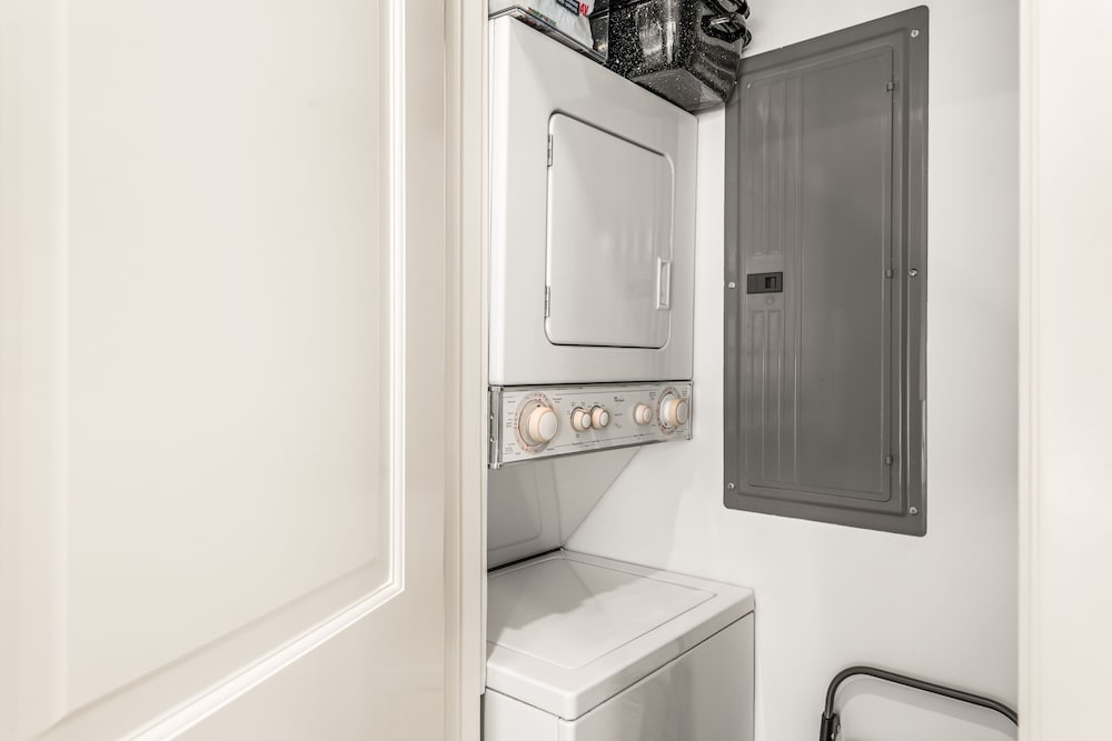 Chateau Eau Claire & Roaring Fork by Frias Properties