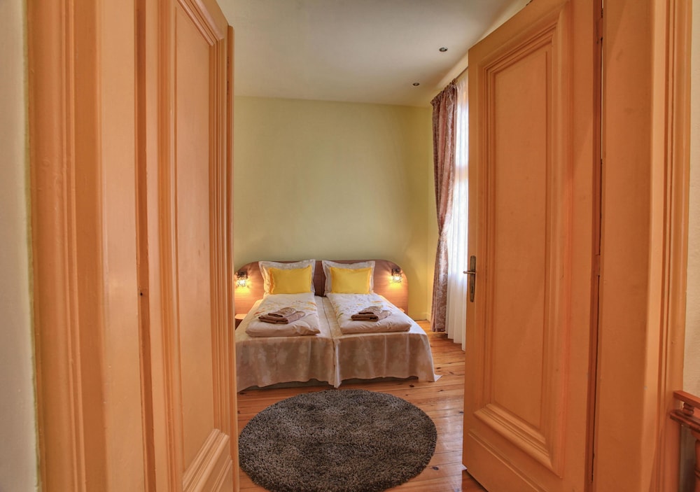 Guesthouse Tomovi