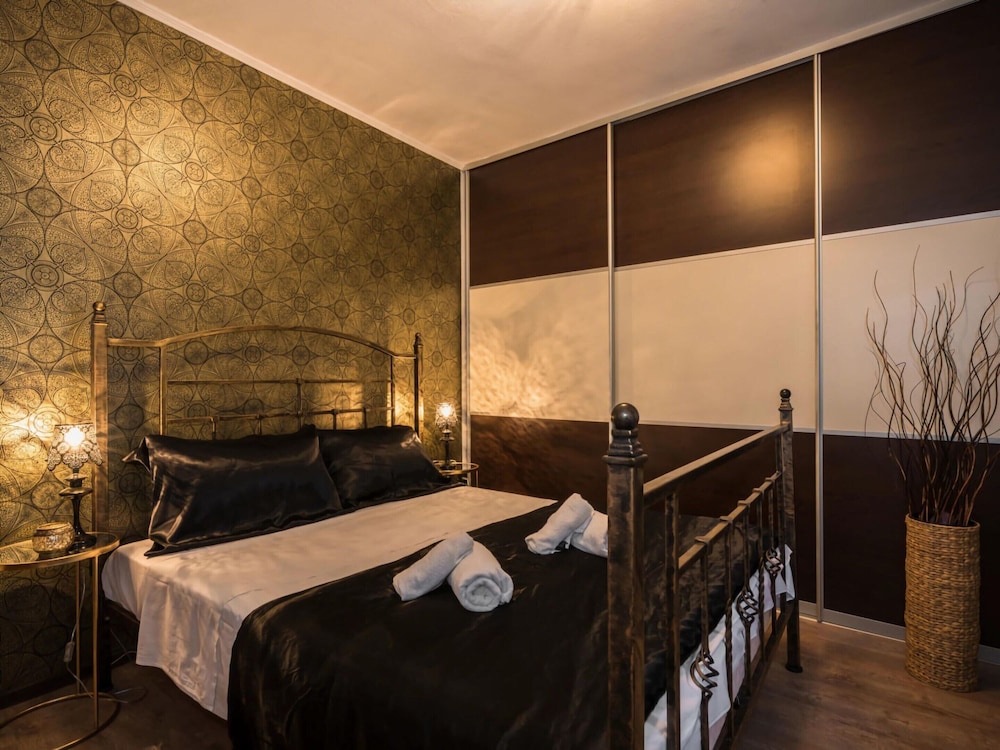 Charming Apartment in Rasa-labin view 2