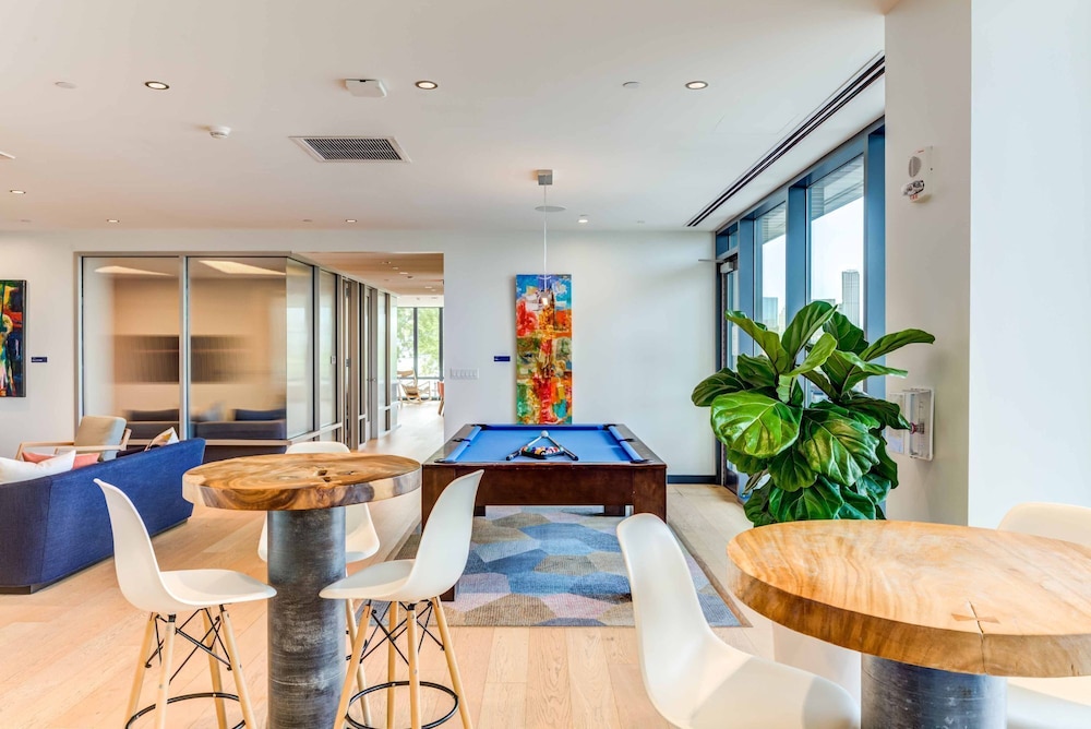 Luxury Apartments by Hyatus Downtown Boston