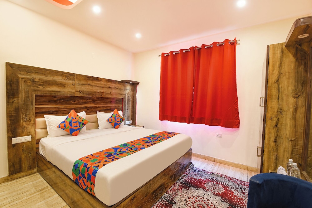 Fabhotel Dev Residency
