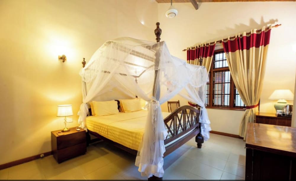 petit paradis hiriketiya