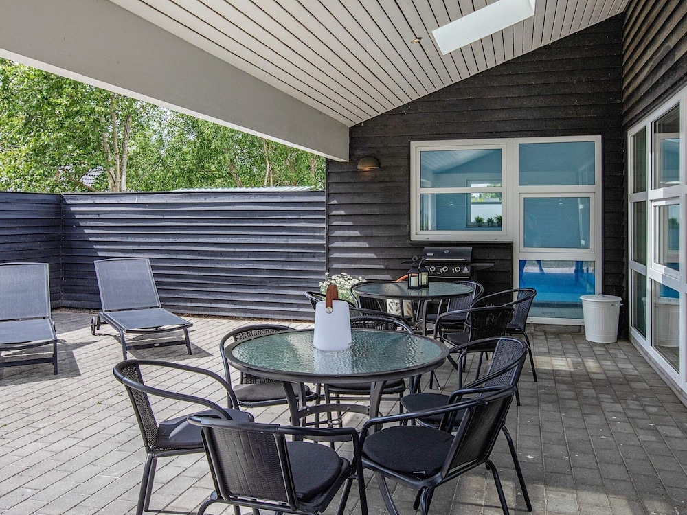 12 Person Holiday Home in Vaeggerlose-by Traum