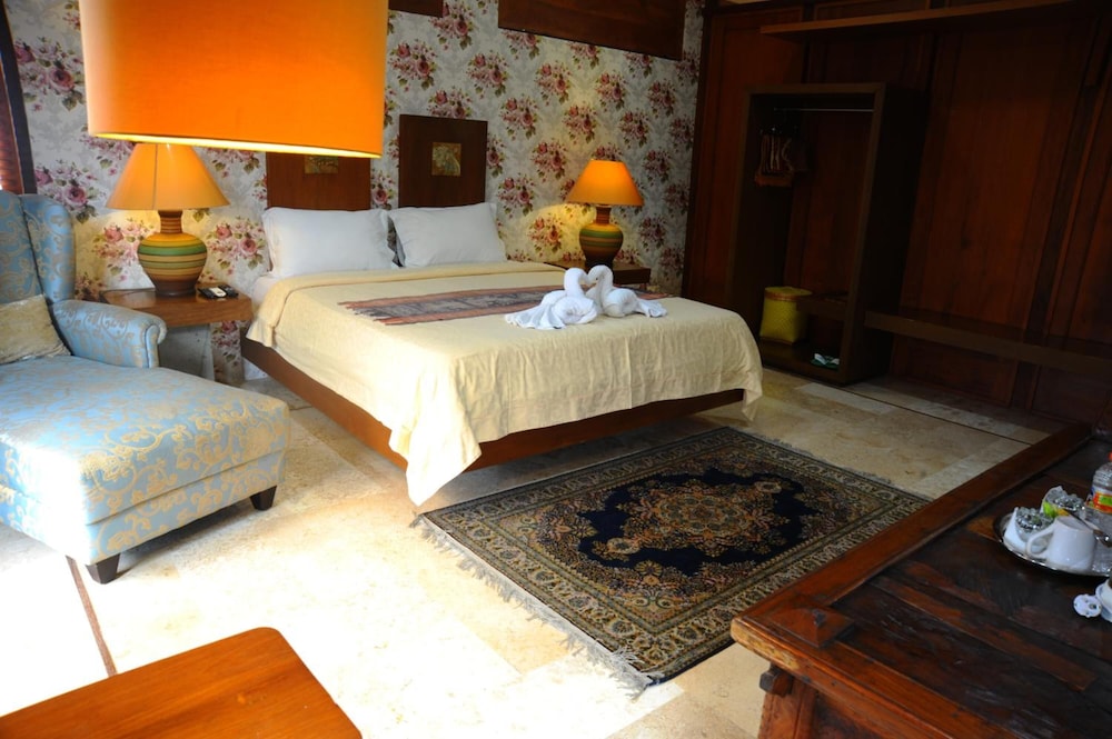 Tegal Panggung Inn